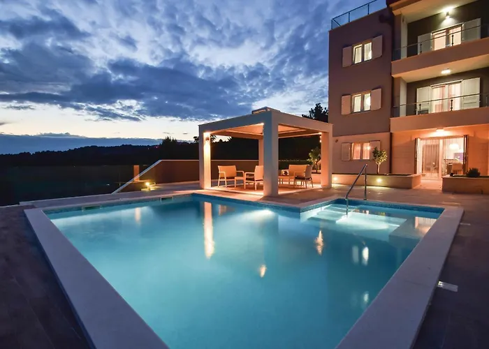 In With Sauna Rogoznica (Sibenik-Knin)